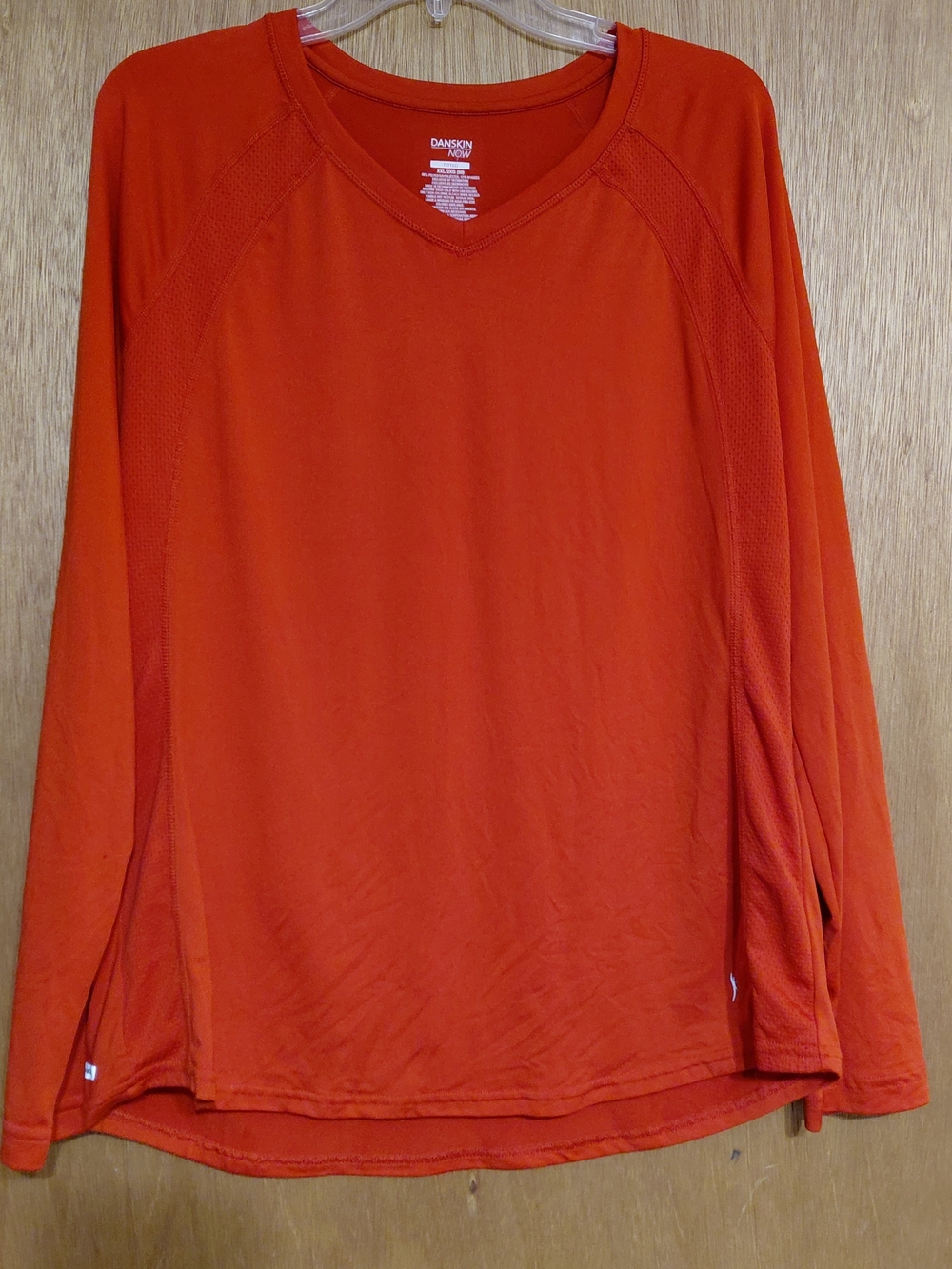 Danskin Now Dri More Active Wear  Long Sleeve Red V-Neck 2XL